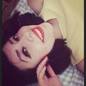 Meet your Posher, Leslie